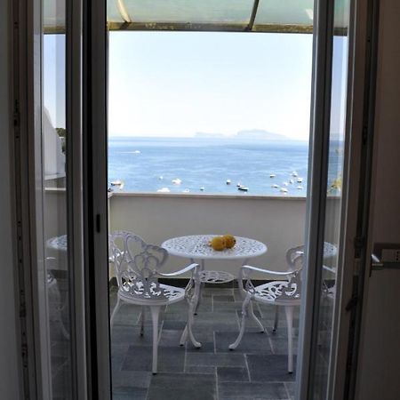 Calise Guest House Procida Exterior photo